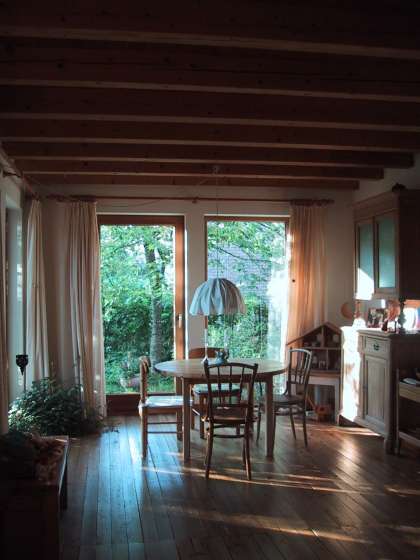 Neersen, Friedrich-Ebert-Straße