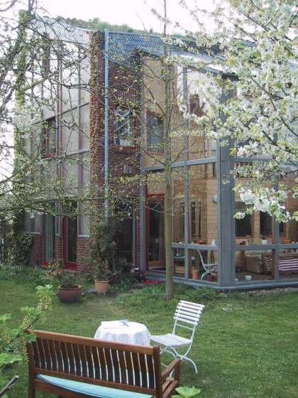 Neersen, Friedrich-Ebert-Straße